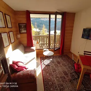  Apartment Les Chataigniers Rouges